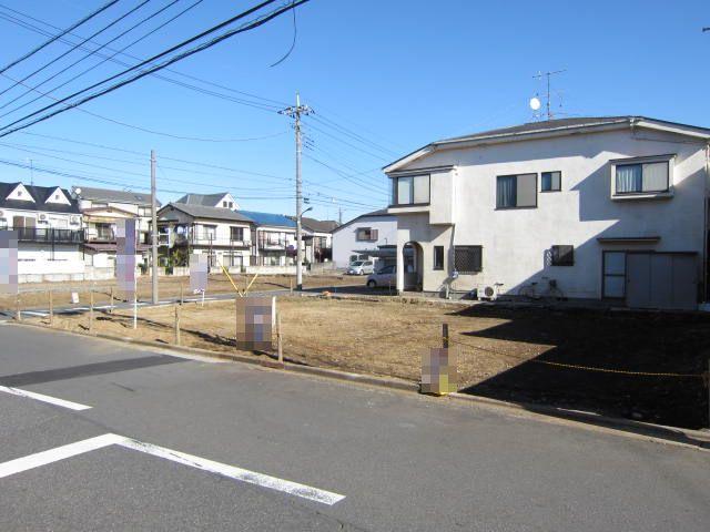 Local appearance photo. Local (11 May 2013) Shooting