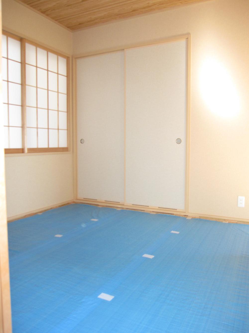 Non-living room. Indoor (10 May 2013) Shooting