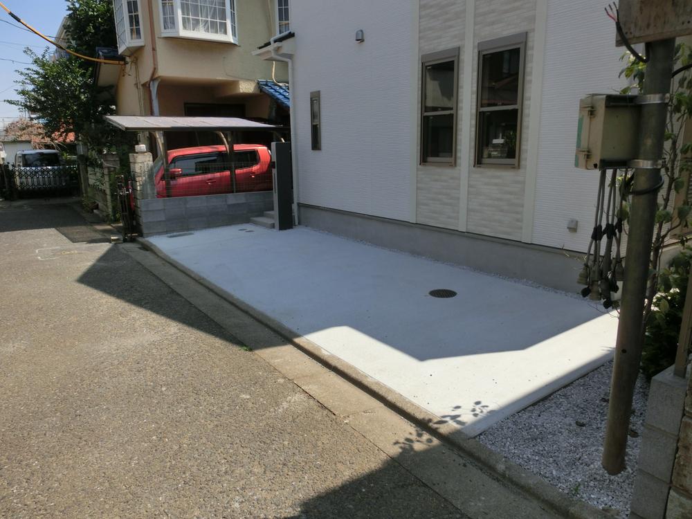 Parking lot. Local (July 2013) Shooting