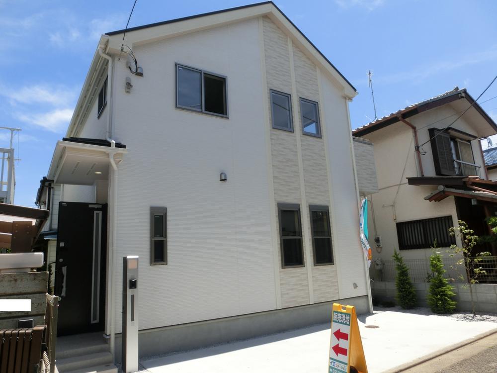 Local appearance photo. Local (July 2013) Shooting