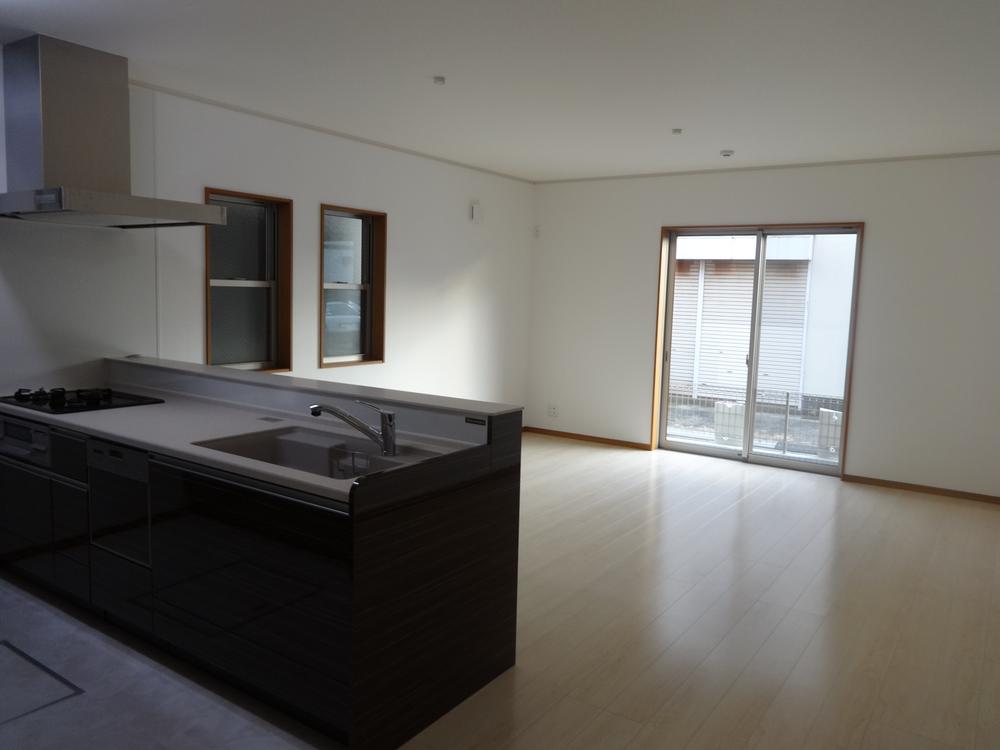 Living. Indoor (11 May 2013) Shooting