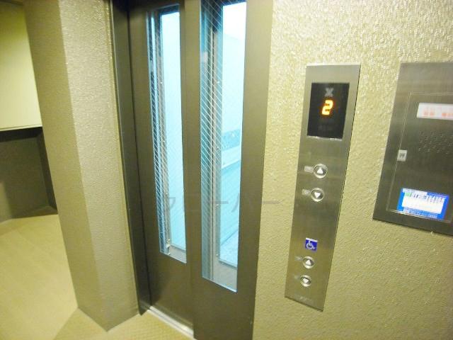 Other common areas. Elevator