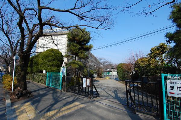 Junior high school. Yasaka 650m until junior high school