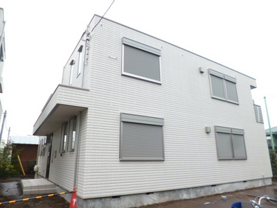 Building appearance.  [03-5834-2101] Contact Nichiwa Nerima until (D)