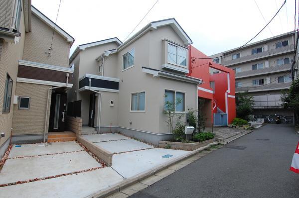 Local appearance photo