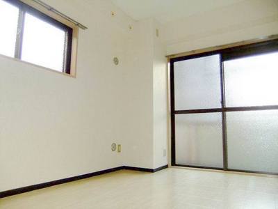 Living and room. Western-style 6 tatami