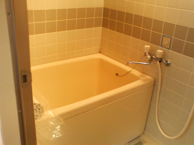 Bath. Since the bathroom Reheating function is attached, Enter at any time warm bath