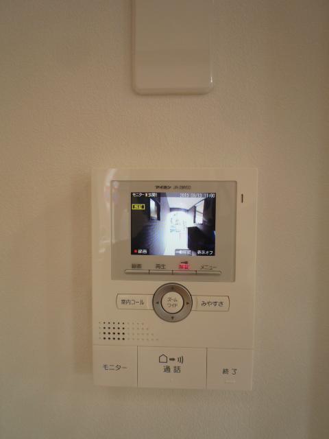 Security equipment. It established the intercom that can corresponding be from to check the visitor in the color monitor. Since it is linked with the electronic lock of the entrance door, You can be unlocked in the visitors after confirmation screen operation.