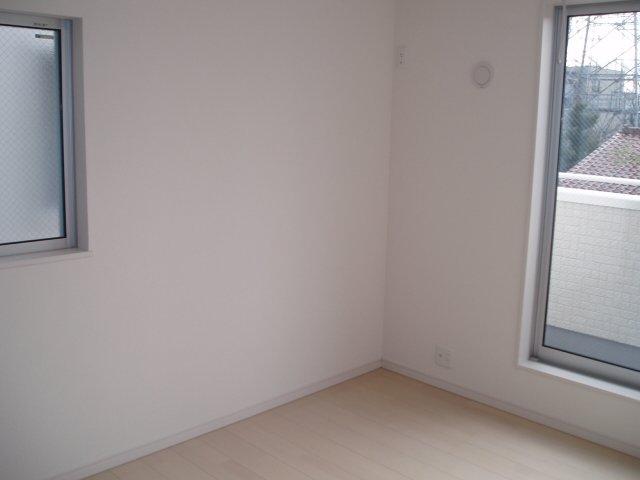 Same specifications photos (Other introspection)