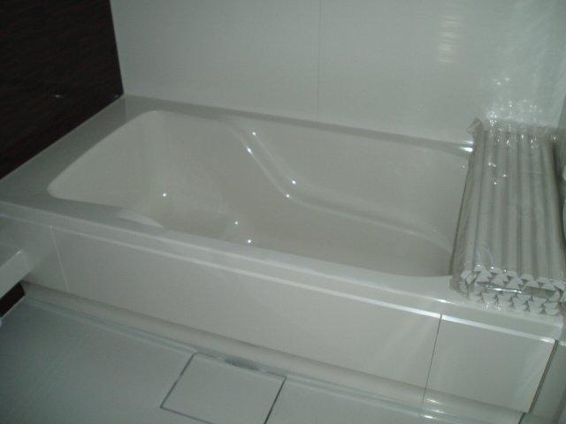Same specifications photo (bathroom)