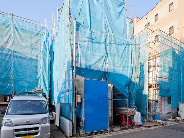 Local appearance photo. Local (11 May 2013) Shooting