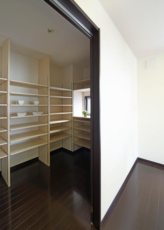 Receipt. Shoes cloak rooms