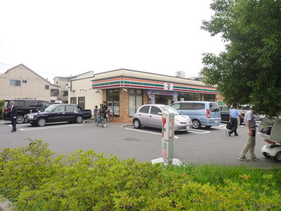 Convenience store. 334m to Seven-Eleven (convenience store)