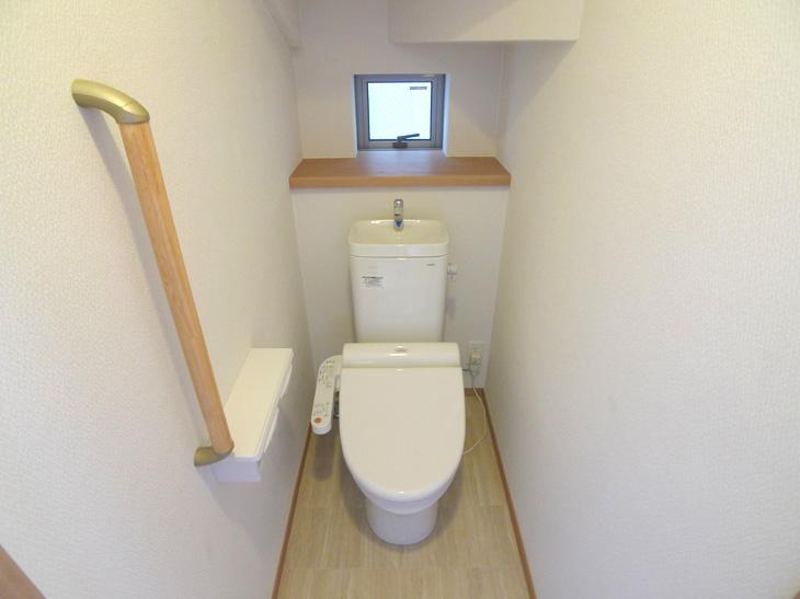 Toilet. Toilet (1 Building)