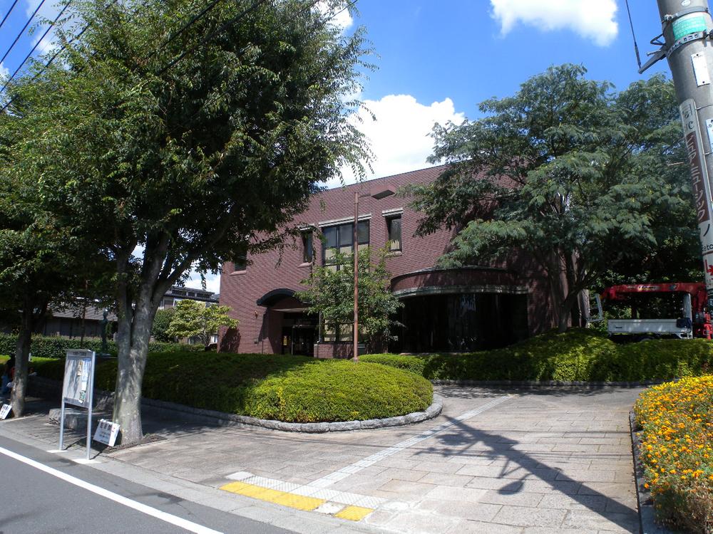 library. Inariyama 1300m until the library