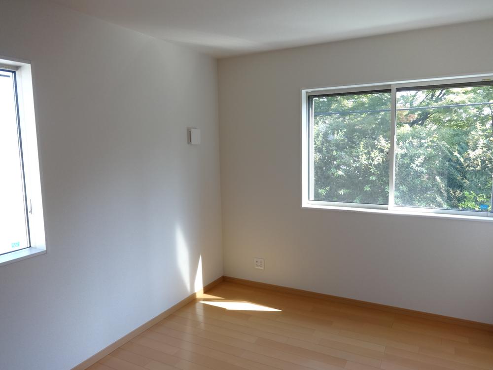 Non-living room. Indoor (10 May 2013) Shooting