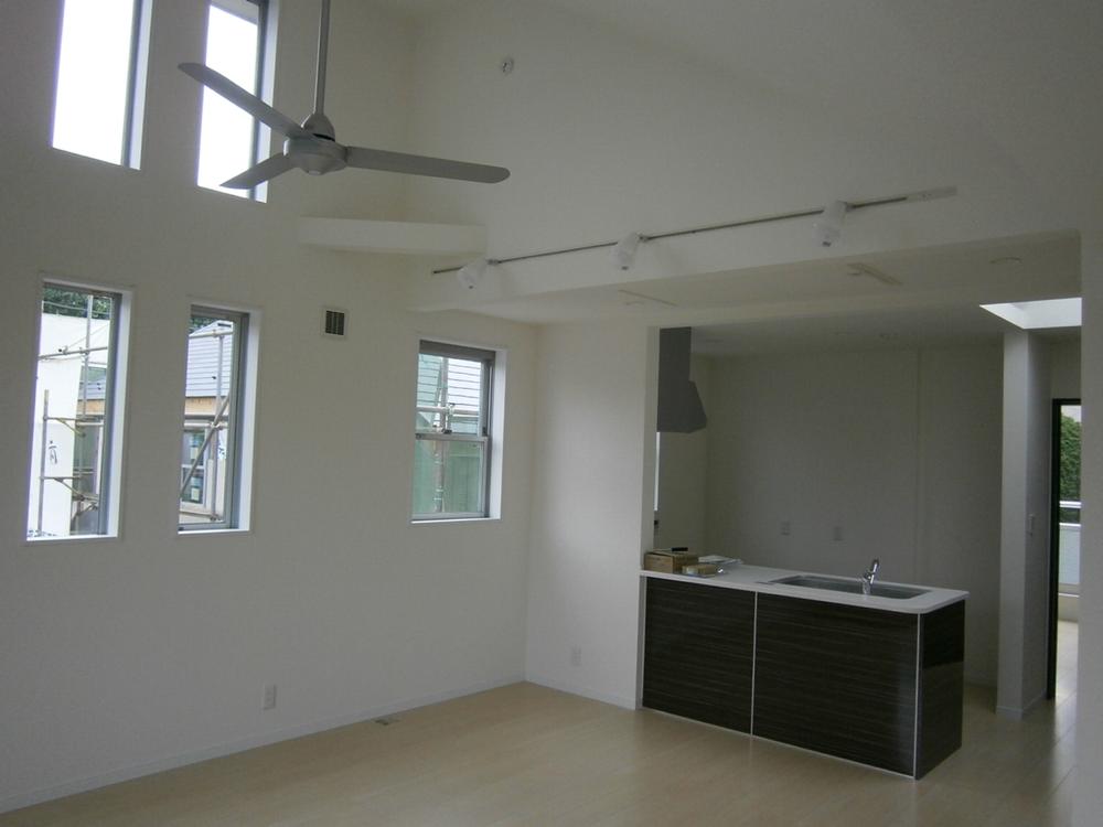 Living. Local (July 2013) Shooting