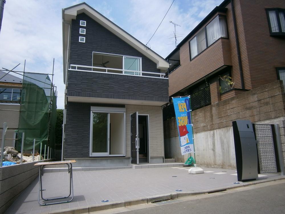 Local appearance photo. Local (August 2013) Shooting