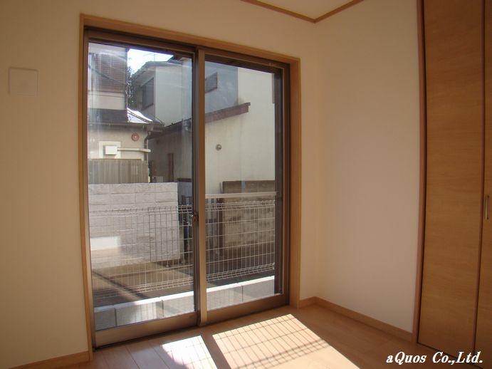 Non-living room. Indoor (12 May 2013) Shooting