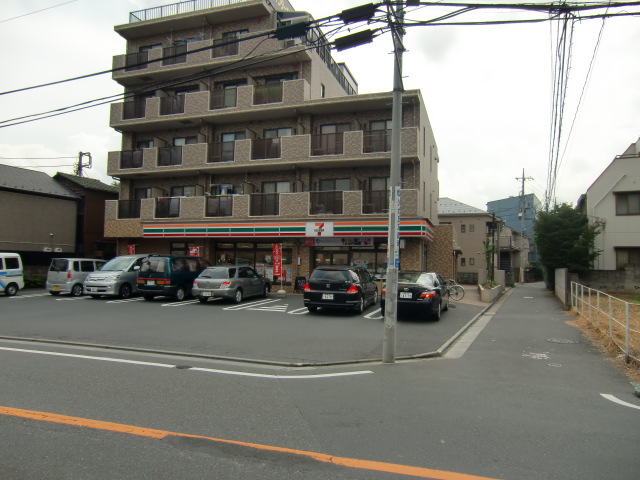 Convenience store. Seven-Eleven Nerima Kasuga-cho 5-chome up (convenience store) 286m