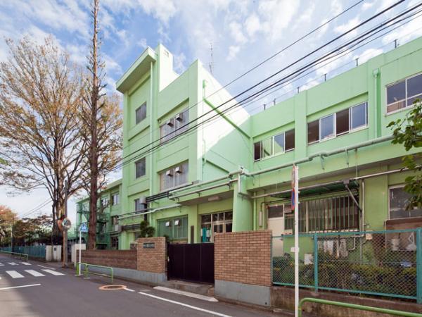 Primary school. 240m Nerima Asahigaoka elementary school to elementary school
