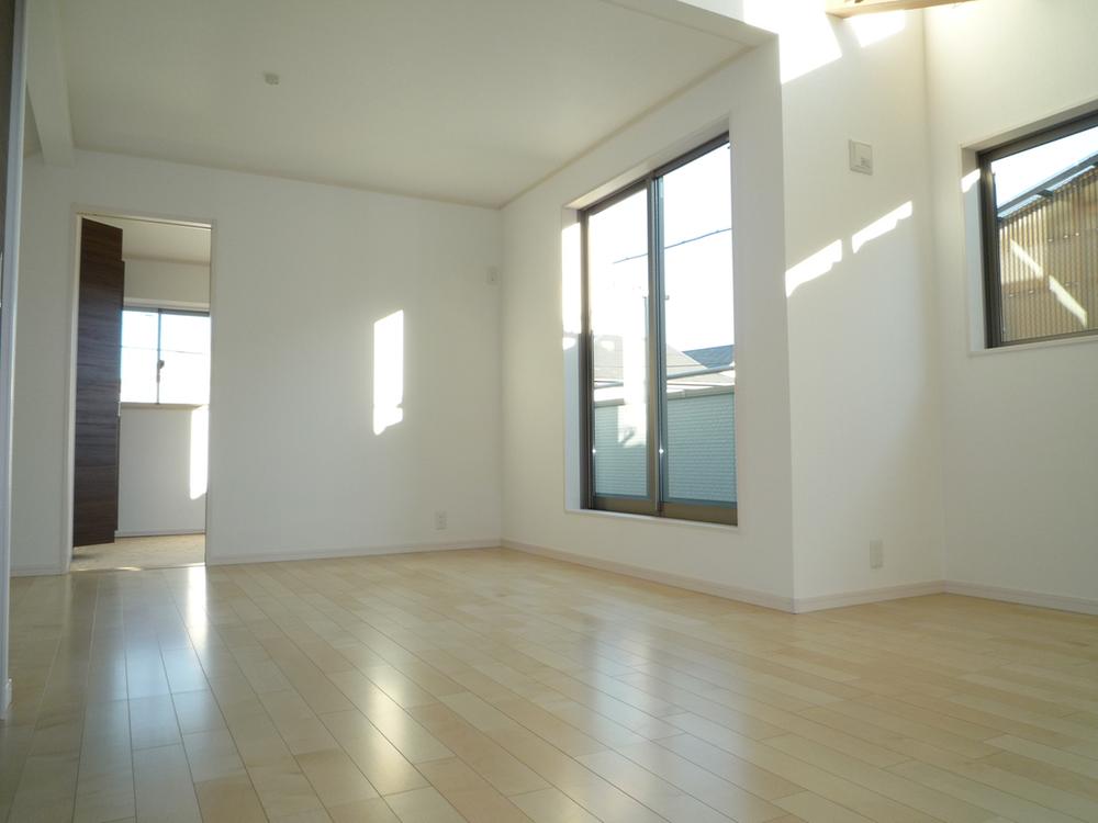 Living. Indoor (12 May 2013) Shooting