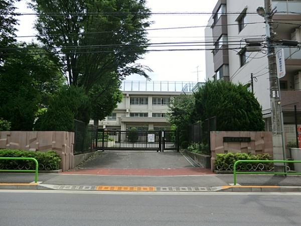 Junior high school. 1272m up to junior high school Nakamura junior high school