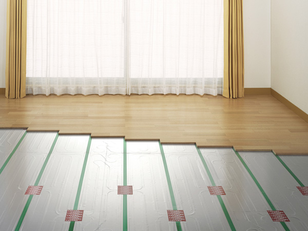Other.  [Floor heating] living ・ In the dining, Warm the room from the feet without raising dance the dust, Installing a gas hot-water floor heating of Zukansokunetsu. (Same specifications)