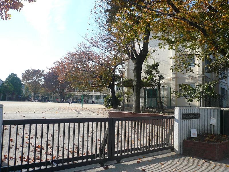 Primary school. Nakamachi elementary school