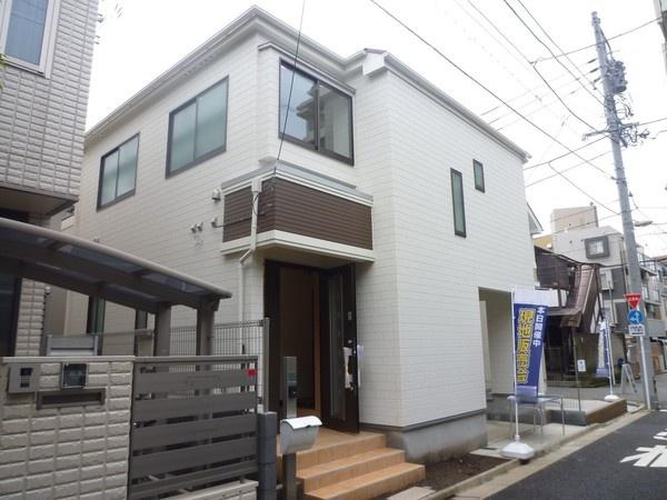 Local appearance photo