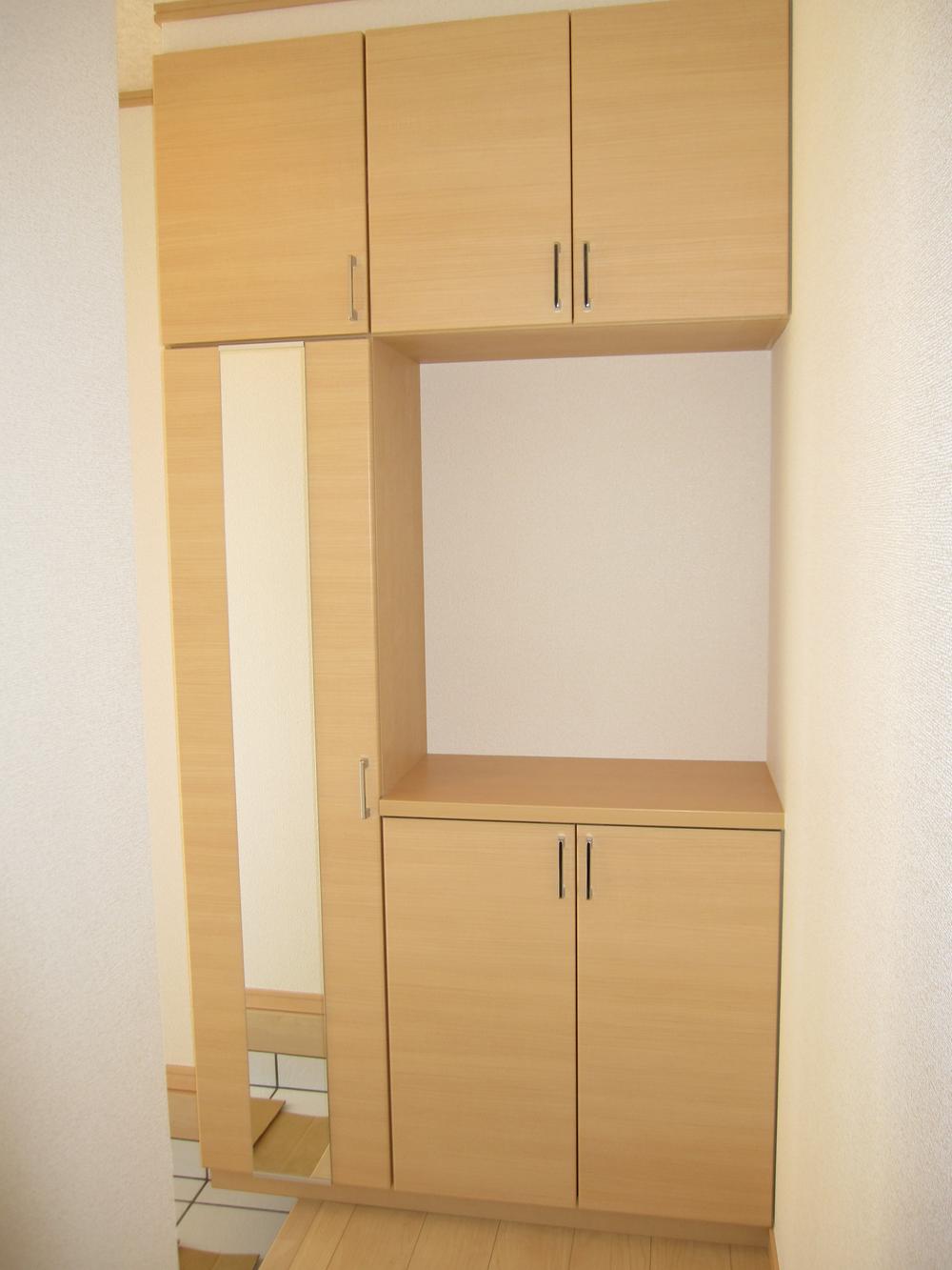 Entrance. Local (12 May 2013) Shooting