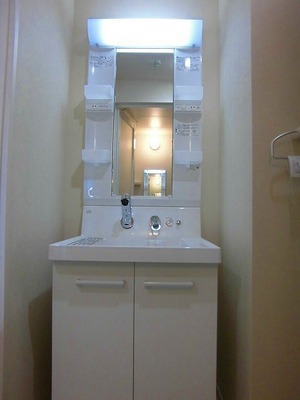 Washroom. Separate vanity