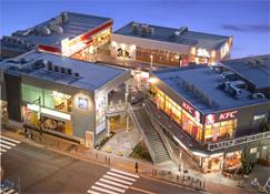 Shopping centre. Tokumaru until Square 380m