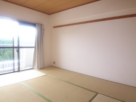 Living and room. Japanese-style room 6 quires