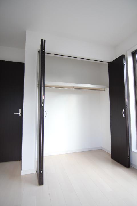 Receipt. It comes with each room closet!