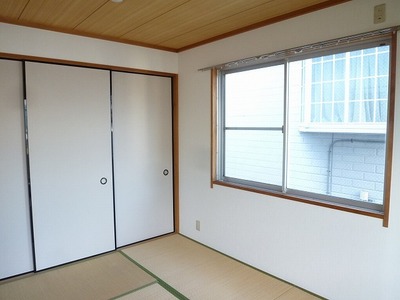 Living and room. Japanese-style room 6 quires