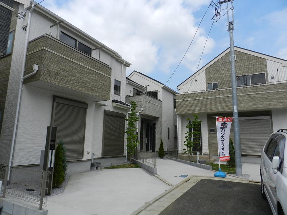 Same specifications photos (appearance). Building appearance