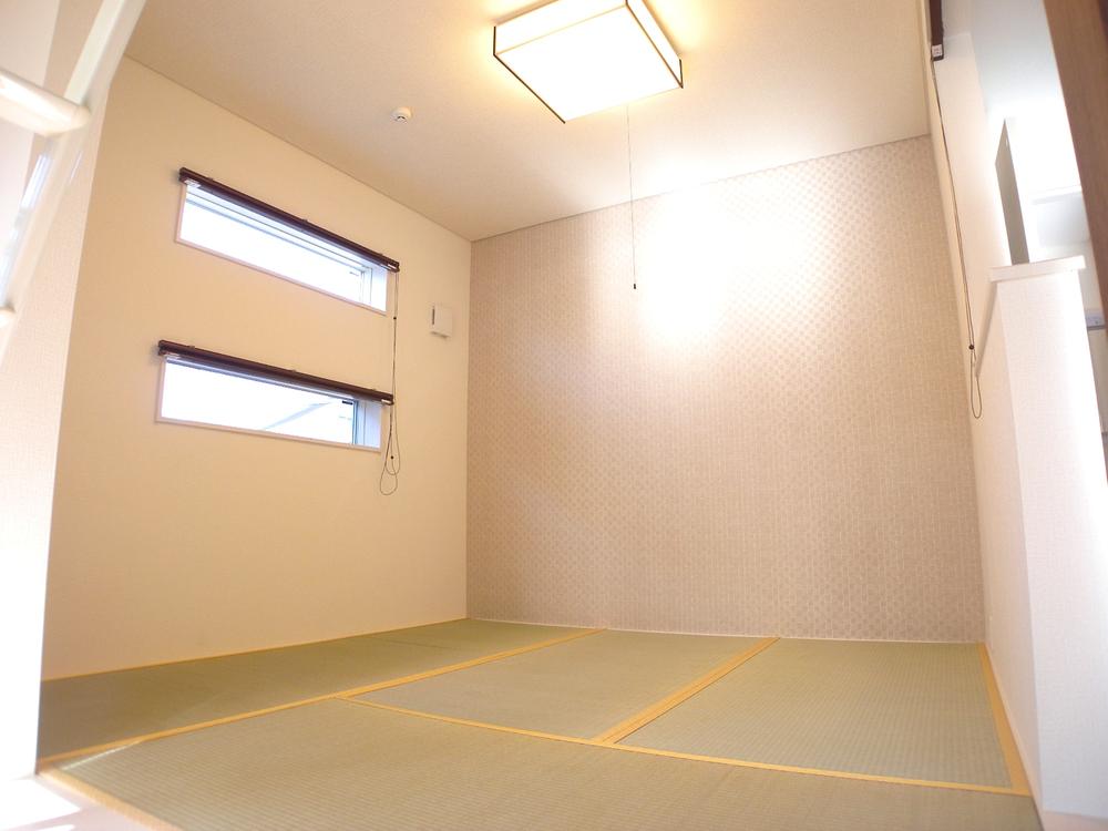 Non-living room. Indoor (12 May 2013) Shooting