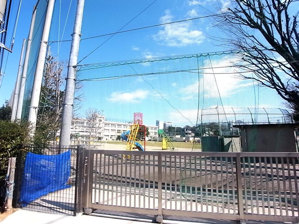 Primary school. 625m to Nerima Tatsunaka village primary school