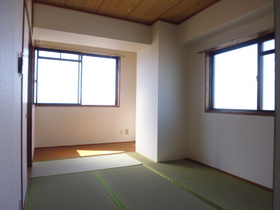 Living and room. Japanese-style room 5.5 quires ・ Air-conditioned! 