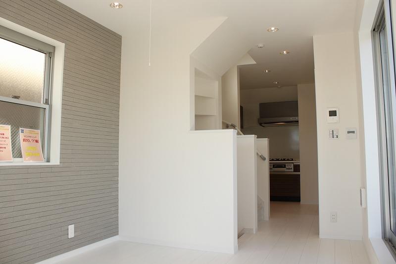 Living. Indoor (11 May 2013) Shooting