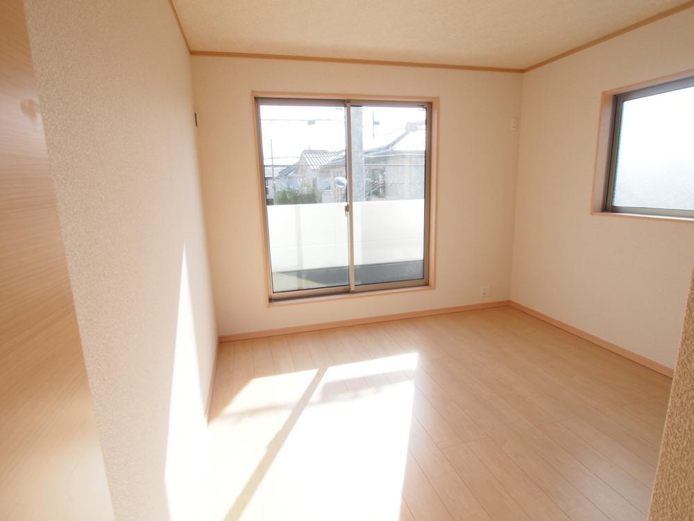 Non-living room. Building 2 room (November 2013) Shooting