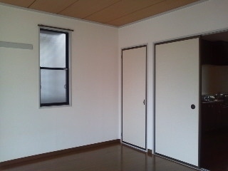 Living and room.  ☆ 6 Pledge Western-style * This room has a window to the inverting type Japanese-style room.  ☆