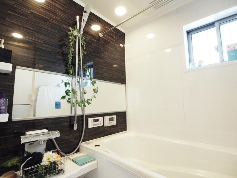 Same specifications photo (bathroom). - Per under construction [Same specifications Photos] It will be -