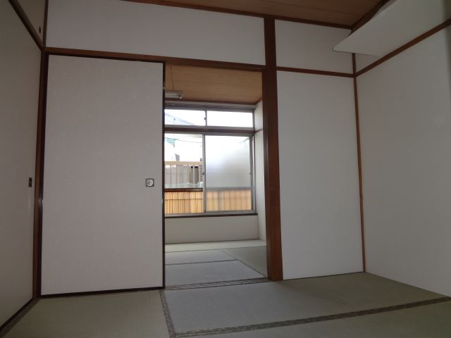 Living and room. Alcove with a Japanese-style