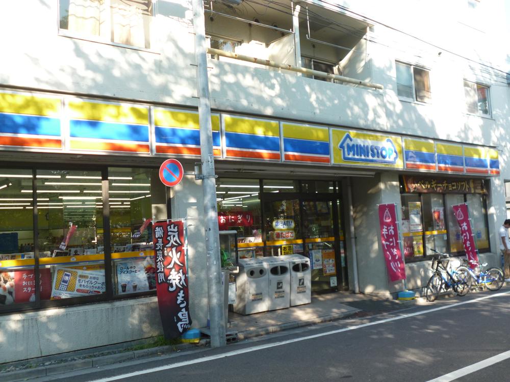 Other. MINISTOP Toyotamaminami store (1 minute walk)