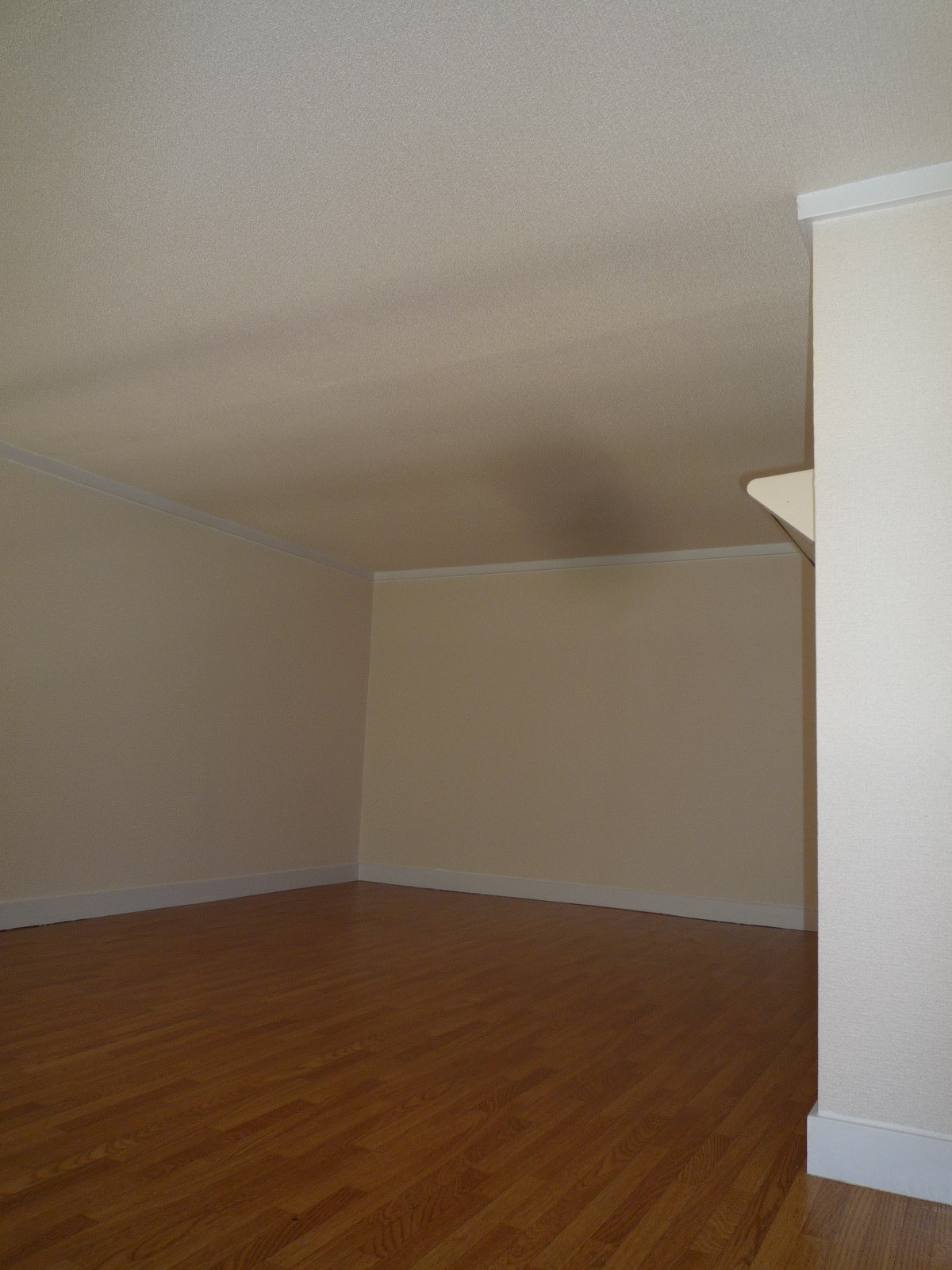 Other room space. Loft part can also be used To spacious