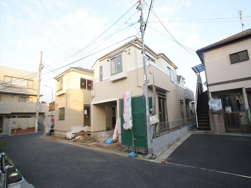 Local appearance photo. Friendly calm living environment in child-rearing