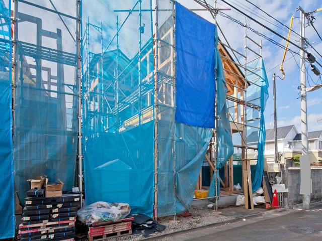 Local appearance photo. Local (11 May 2013) Shooting