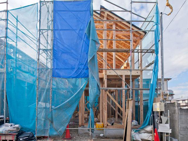 Local appearance photo. Local (11 May 2013) Shooting